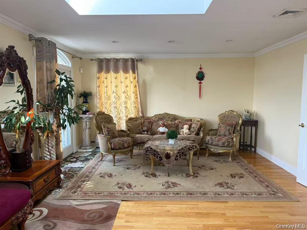 154-60 Riverside Drive – For Sale photo 7