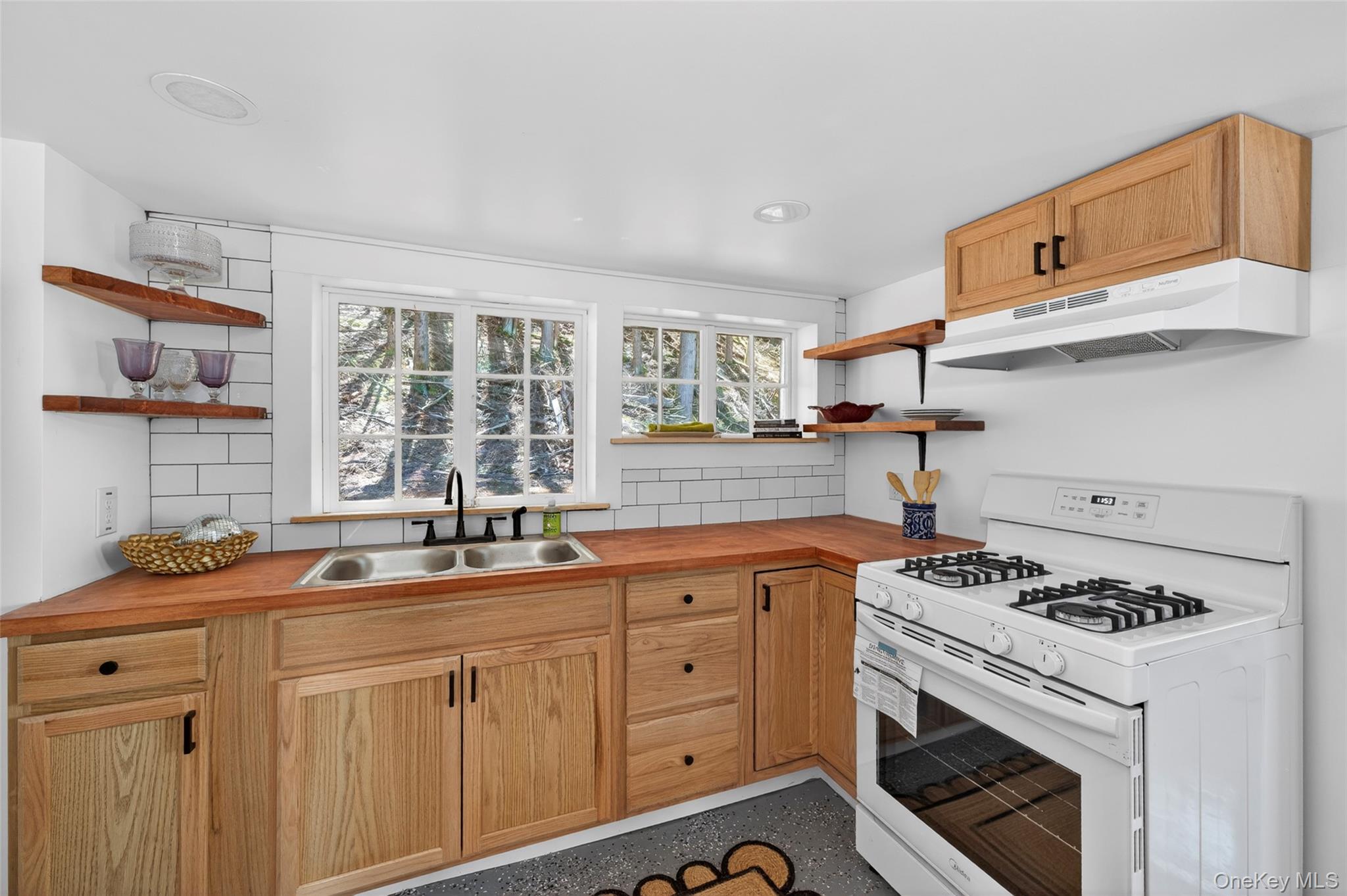36 Highland Lake Road – For Sale photo 13