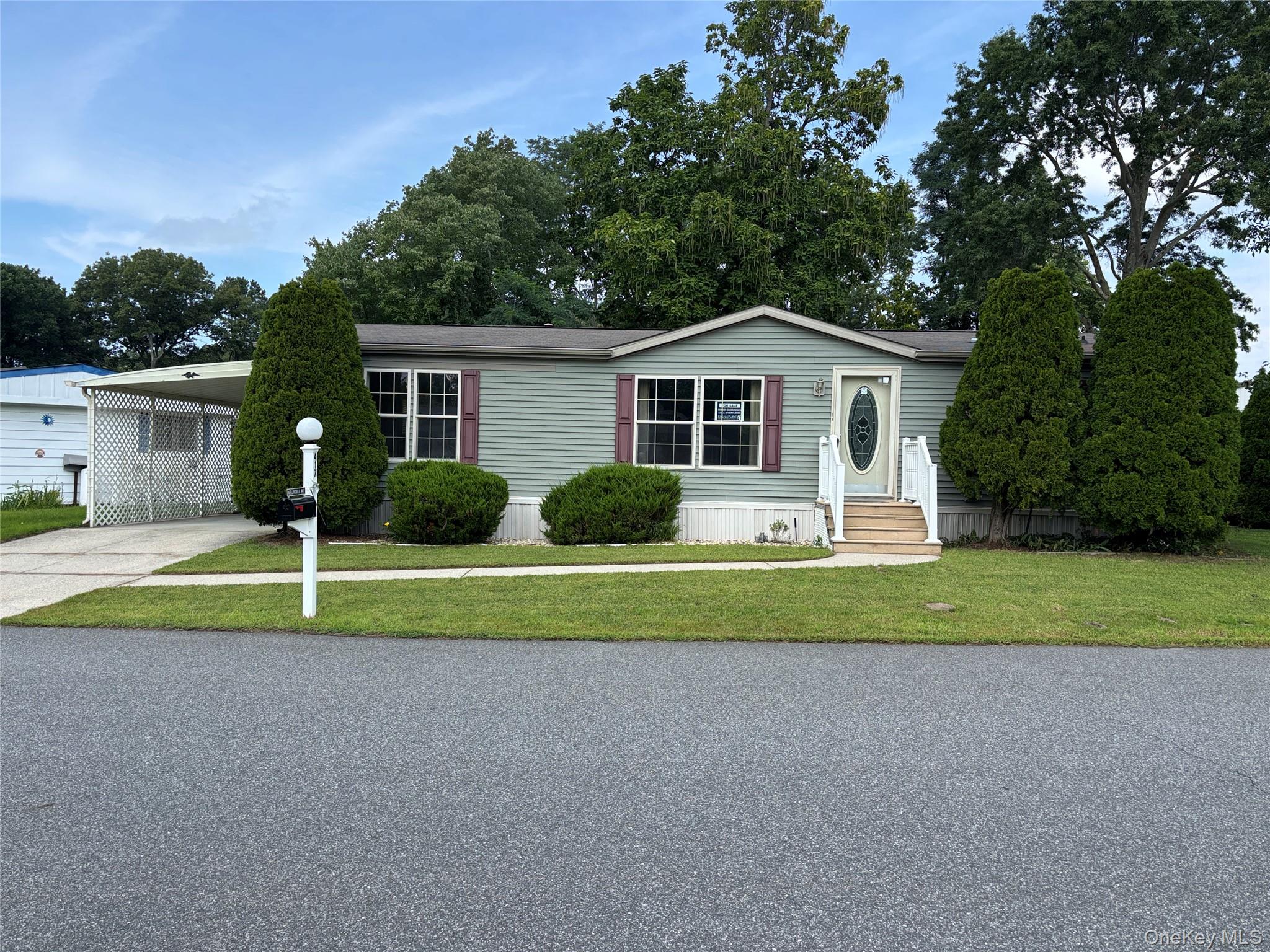 1661 Old Country Road, Unit 417 photo 3