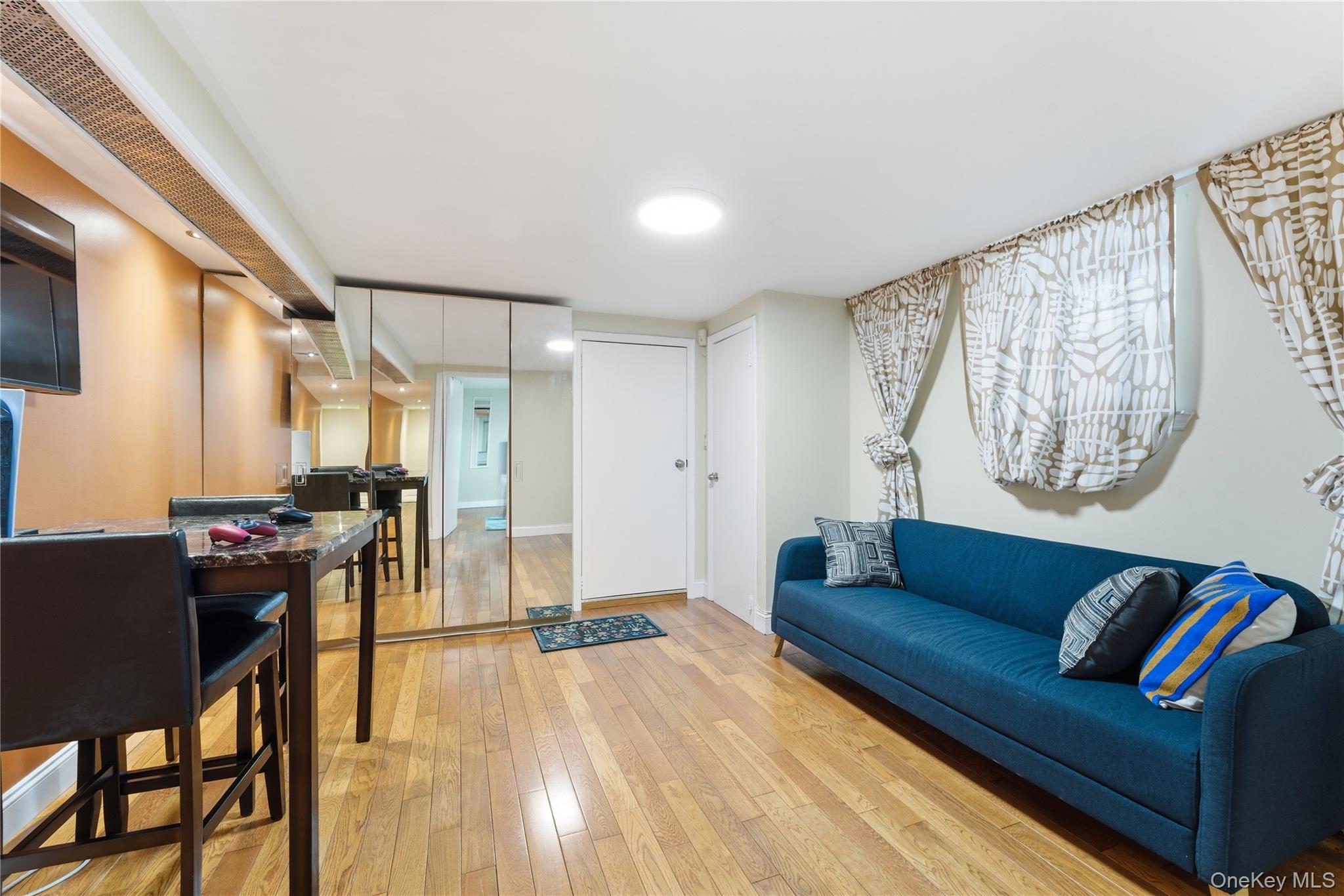 675 E 53rd Street – For Sale photo 16