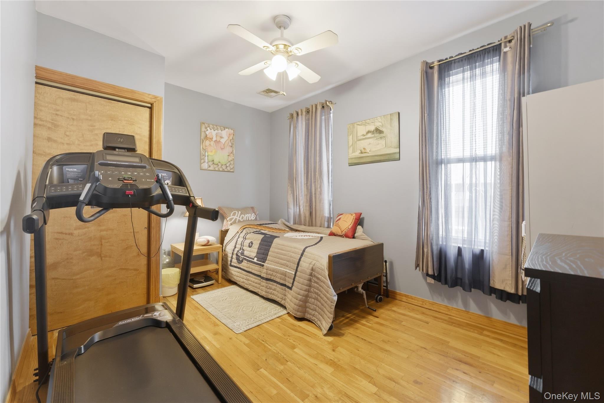 675 E 53rd Street – For Sale photo 8