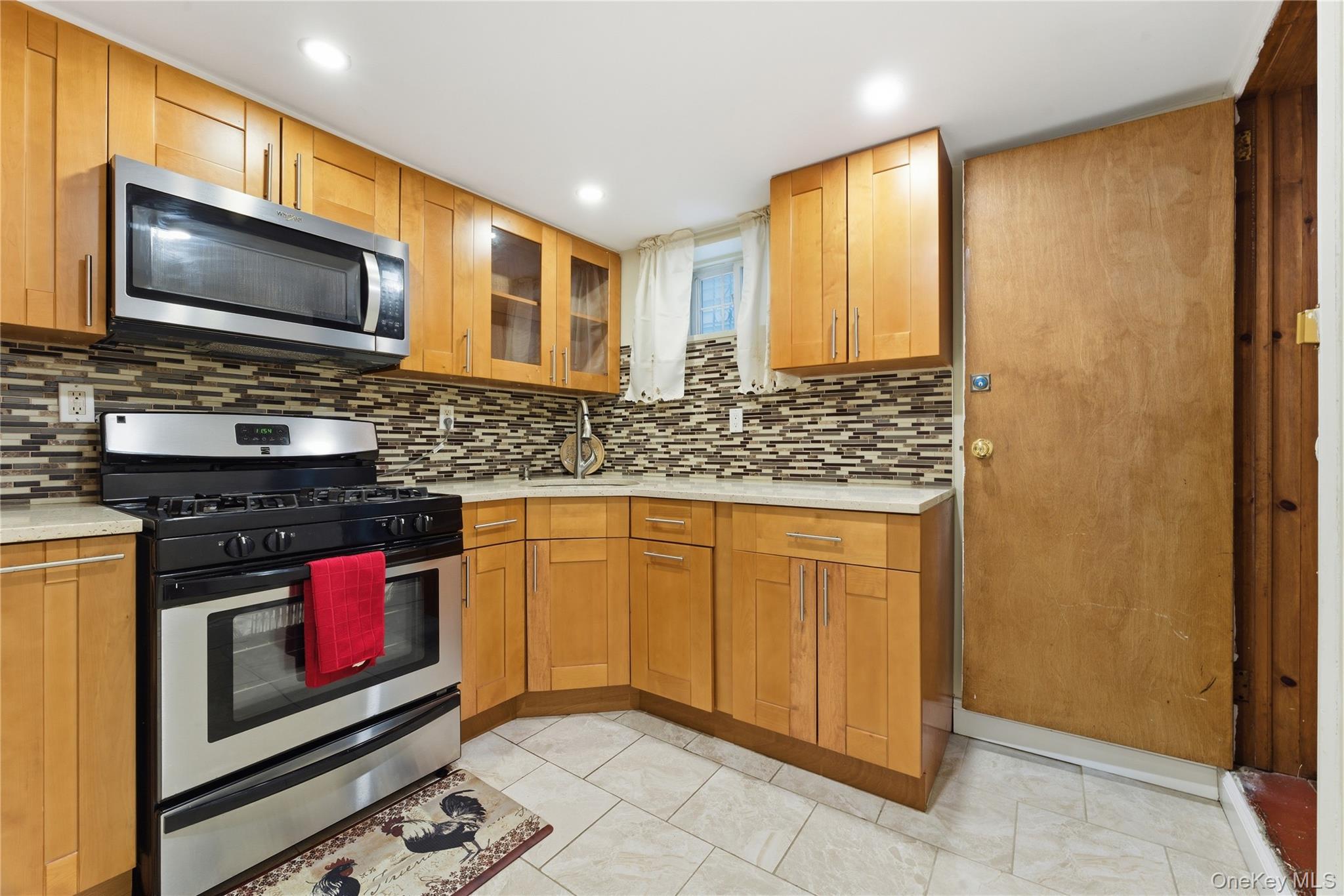 675 E 53rd Street – For Sale photo 18