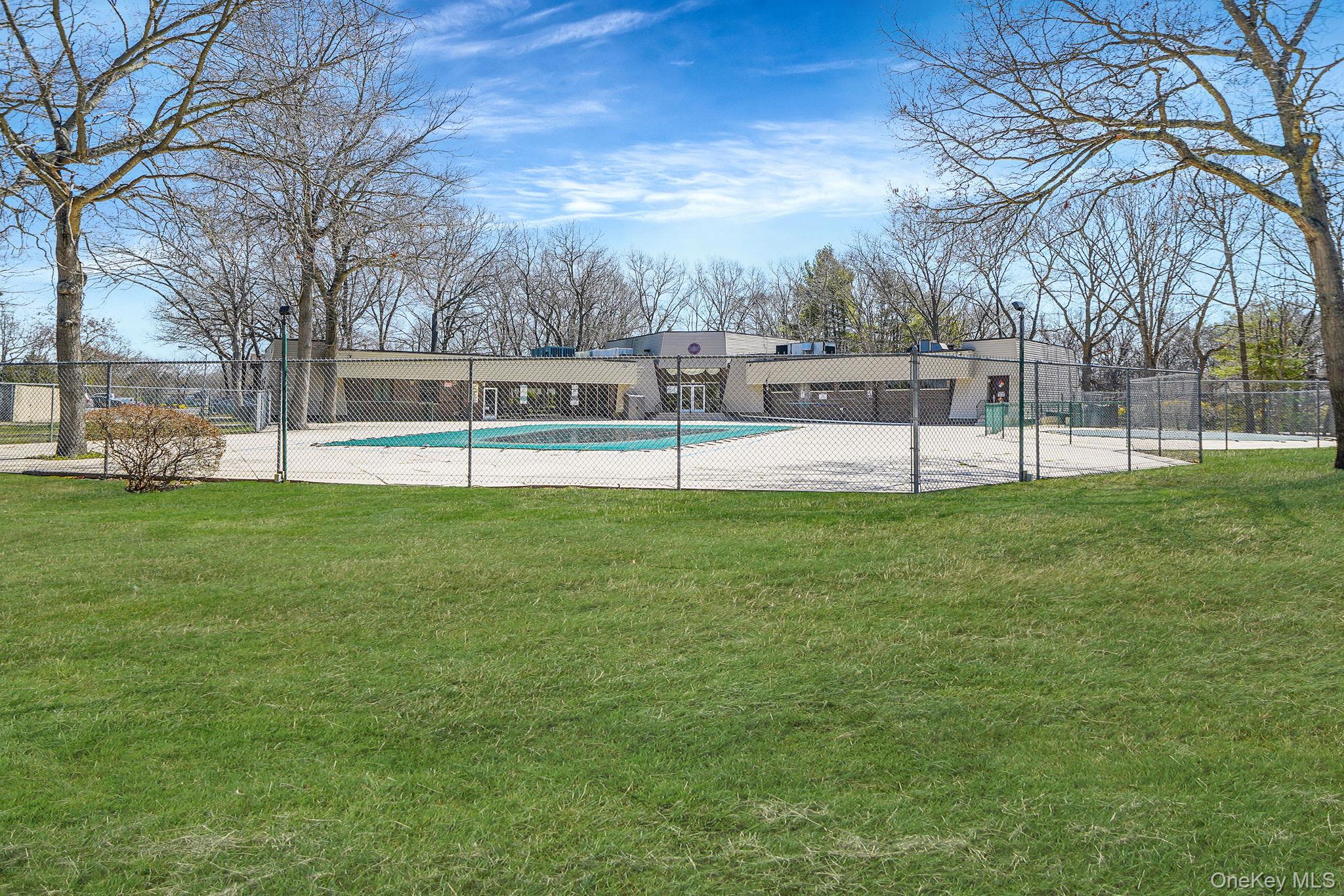 175 Cambridge Drive – For Sale photo 36