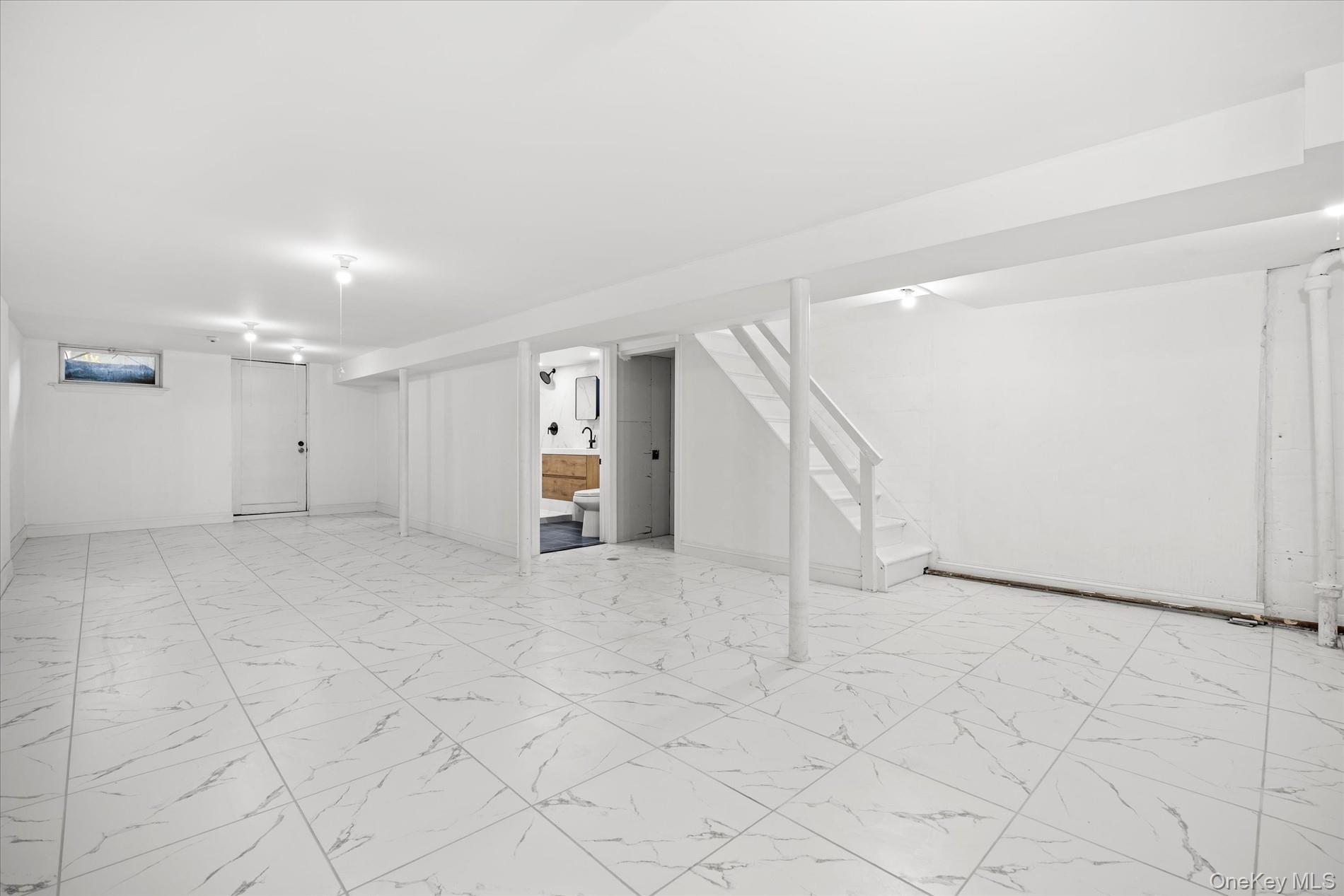 102-39 183 Place – For Sale photo 27