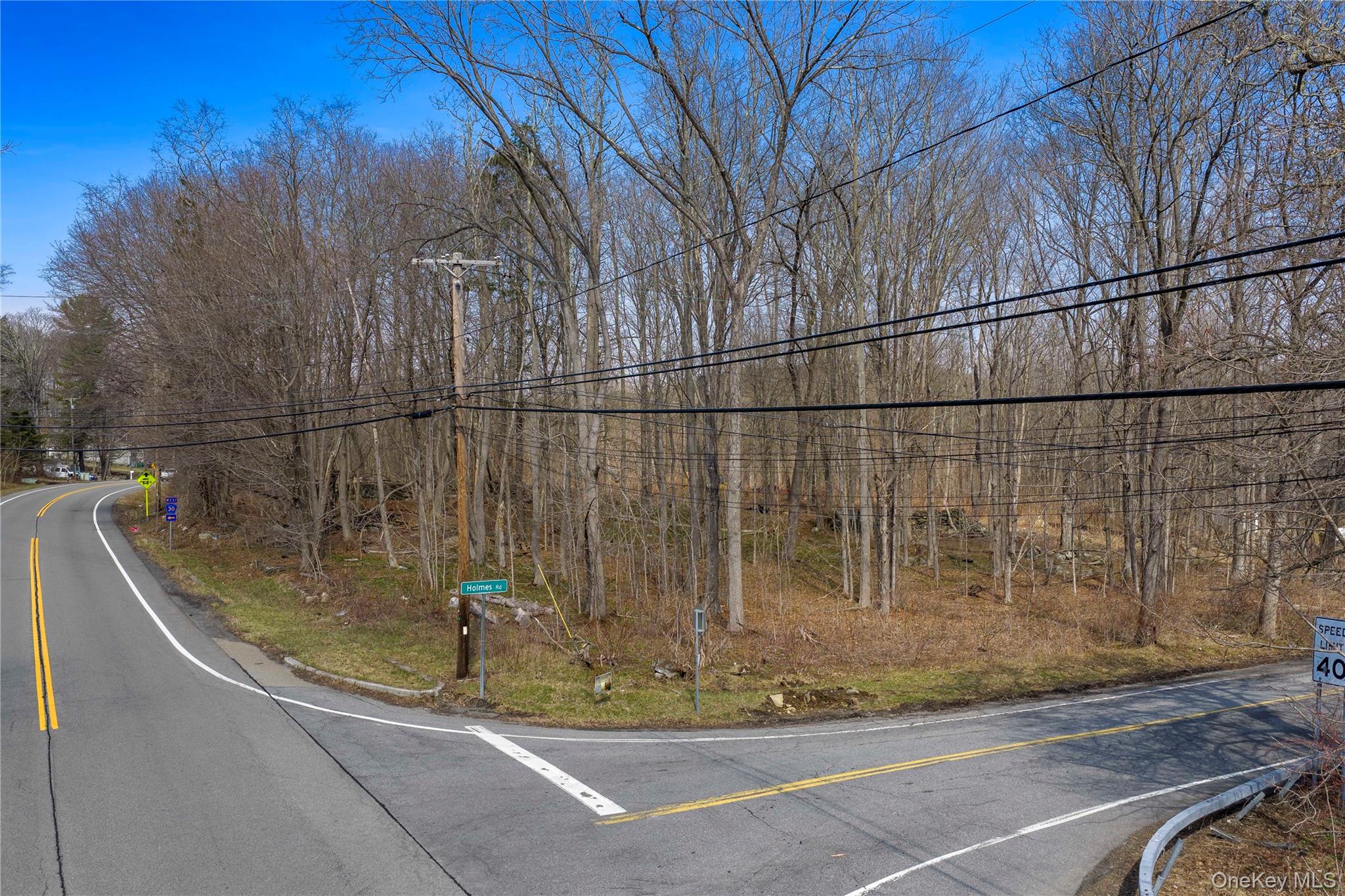 576 Holmes Road – For Sale photo 11