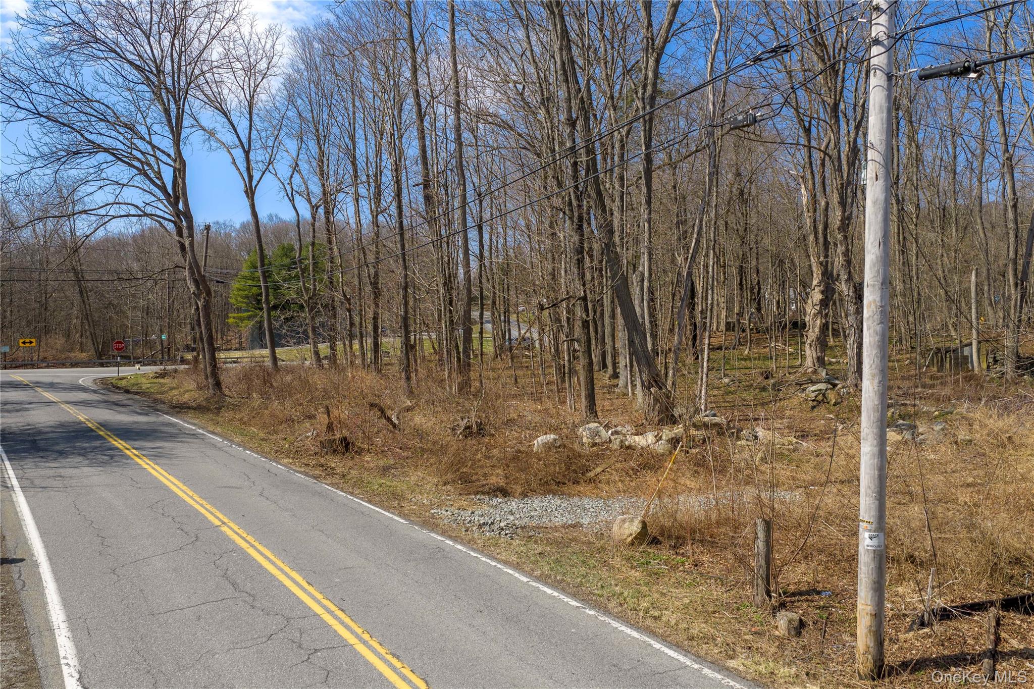576 Holmes Road – For Sale photo 5