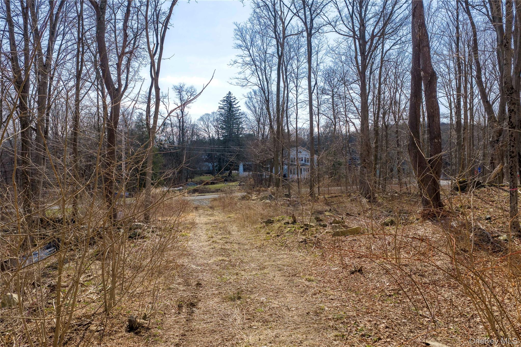 576 Holmes Road – For Sale photo 7