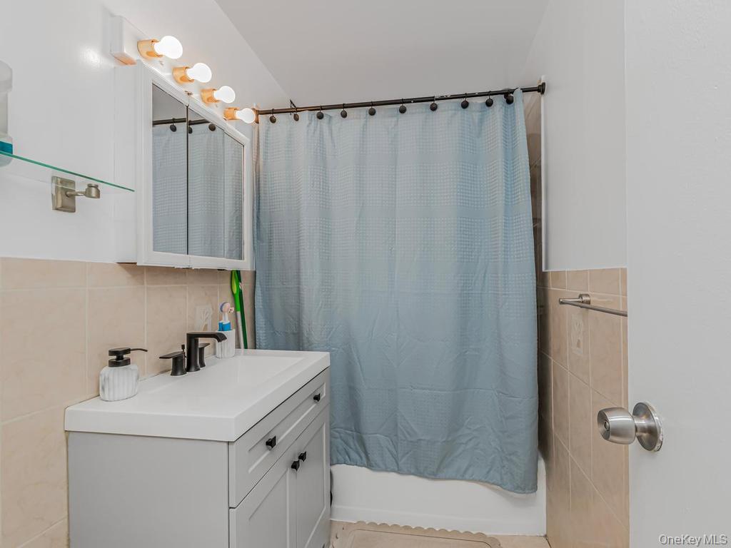6535 Broadway, Unit 4G photo 9