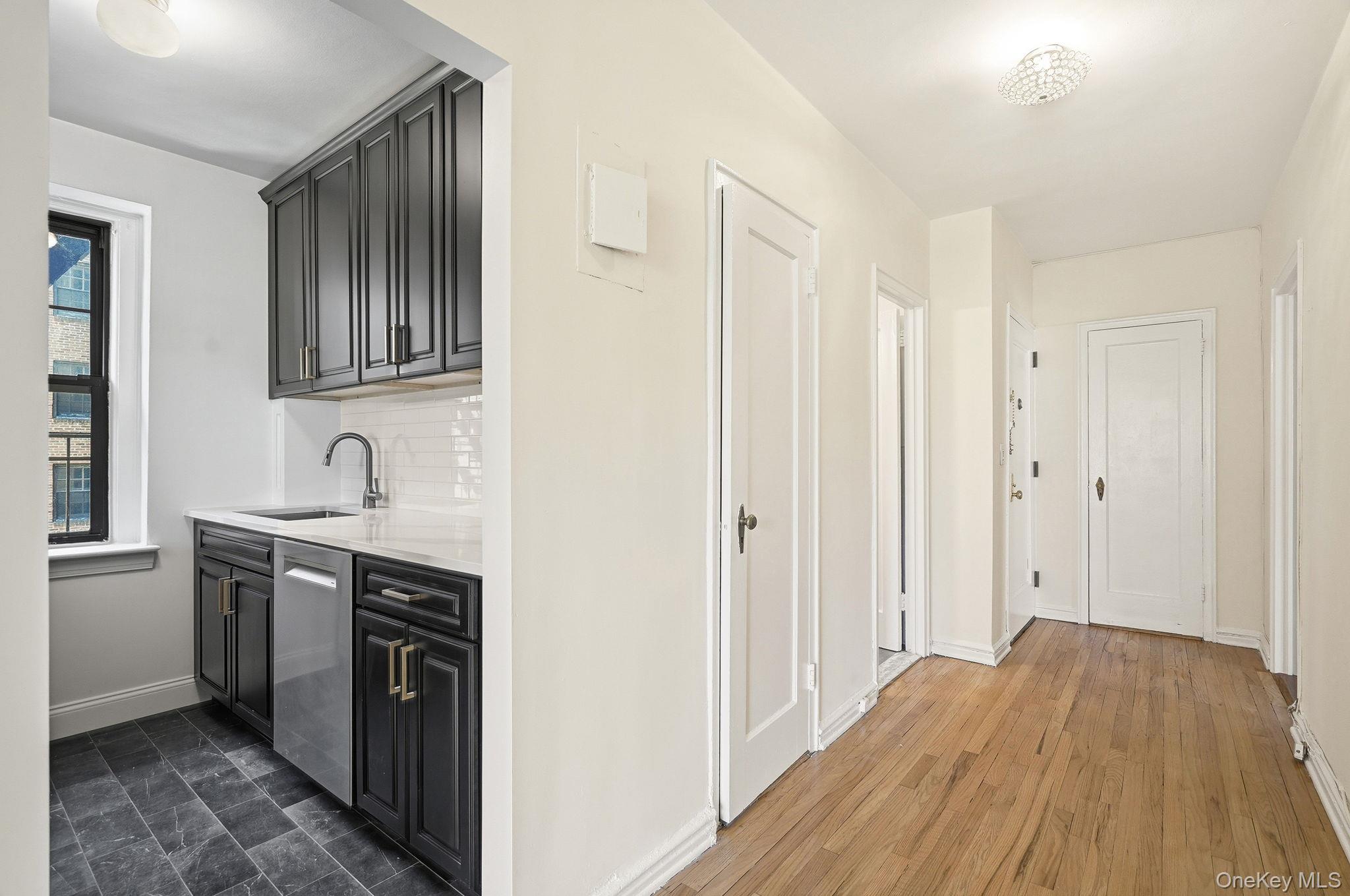 196 Garth Road, Unit 2F photo 13