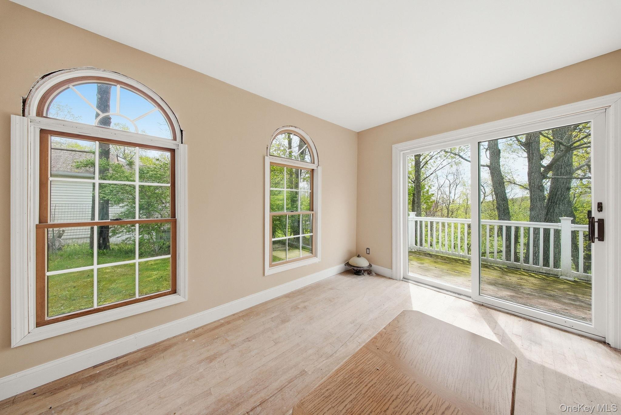 8 Chestnut Street W – For Sale photo 8