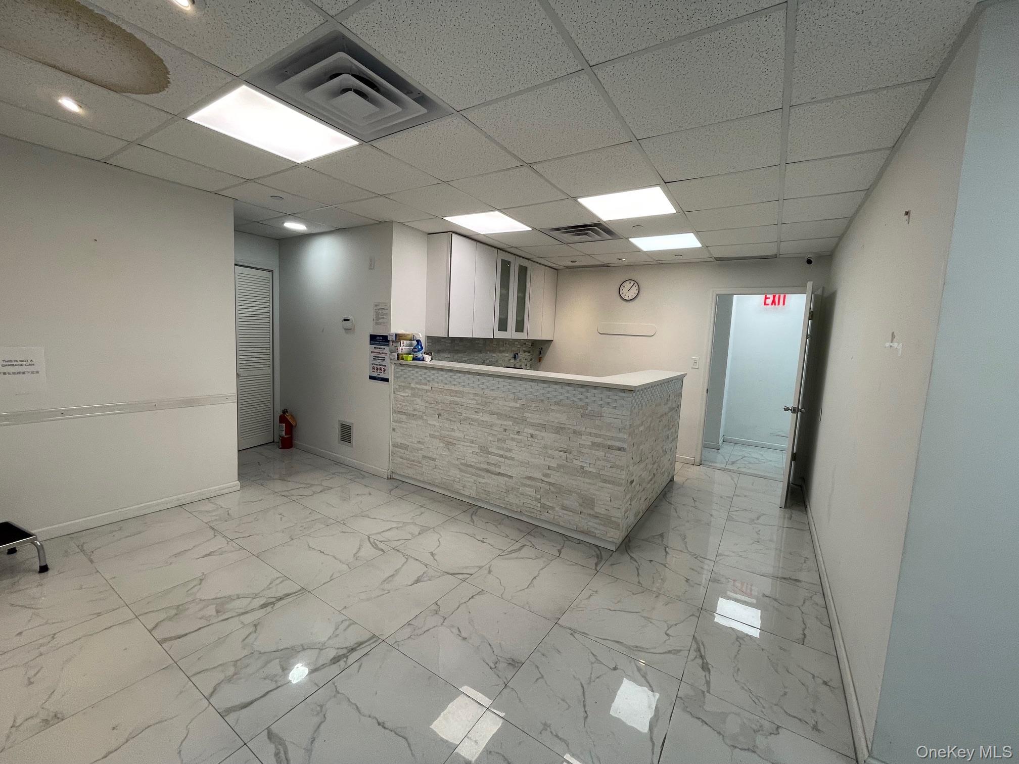 4142 College Point Boulevard, Unit 2A photo 3