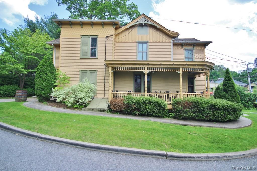 241 E Main Street – For Sale