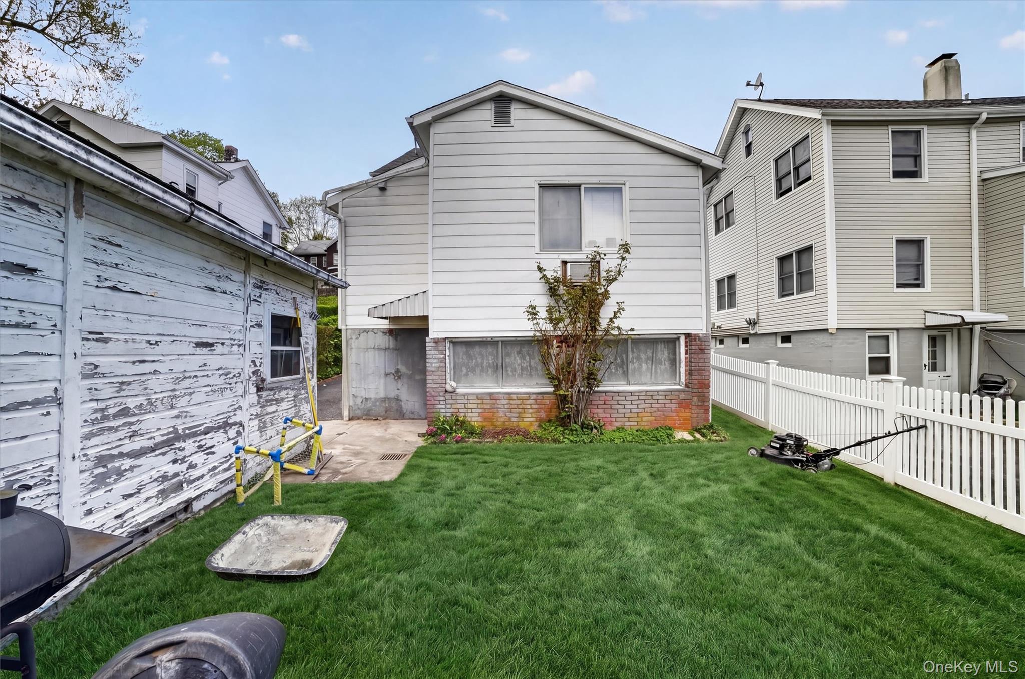 32 Terrace Avenue – For Sale photo 32