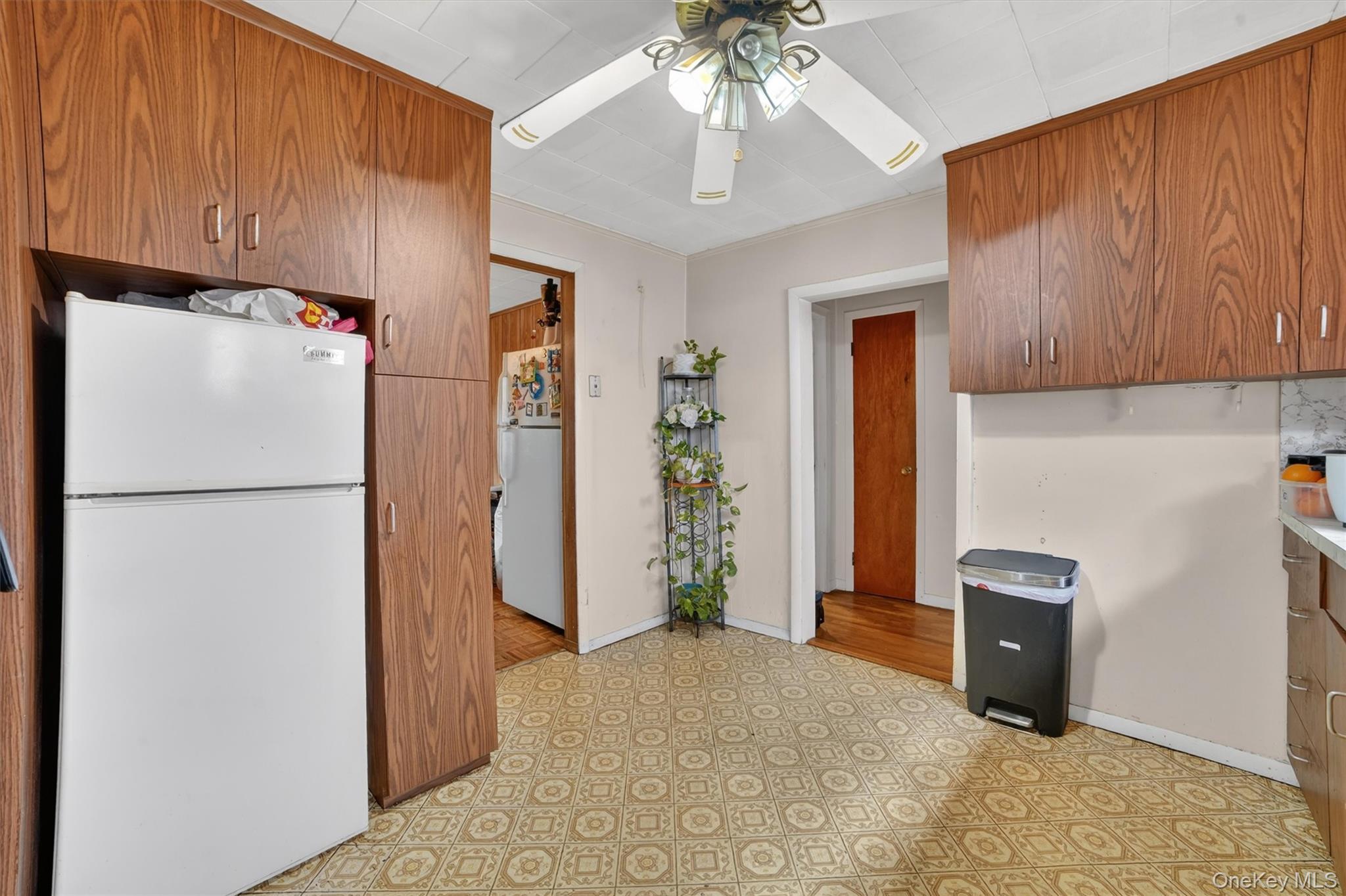 32 Terrace Avenue – For Sale photo 9