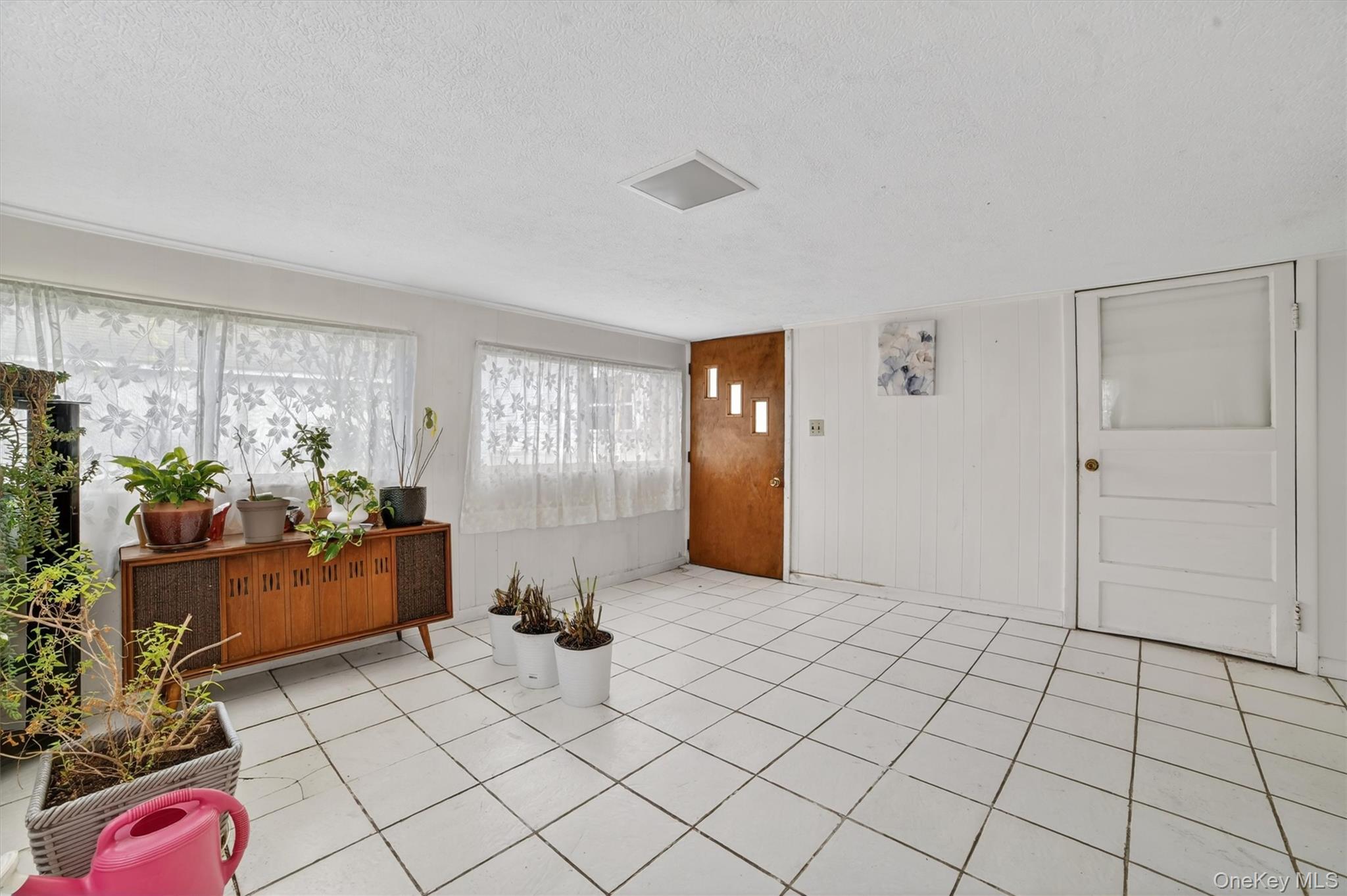 32 Terrace Avenue – For Sale photo 28