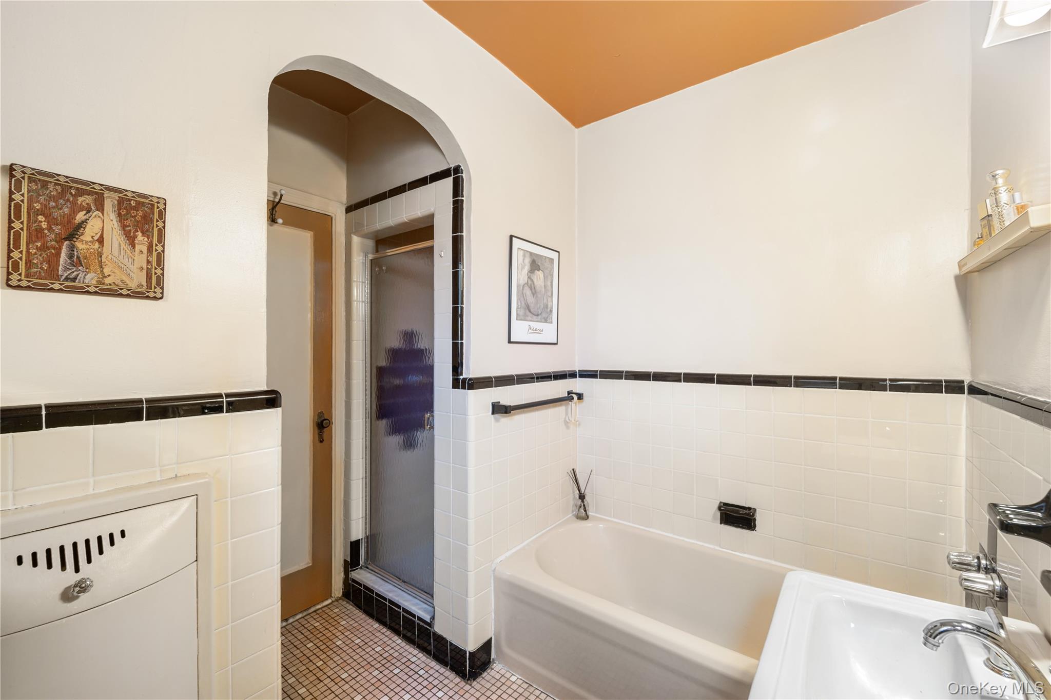 34-24 82nd Street, Unit 6N photo 8