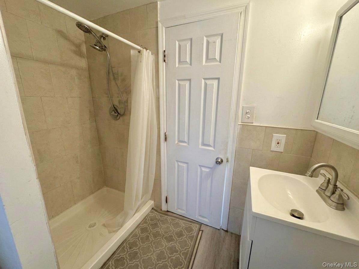 21 Center Street – For Sale photo 14