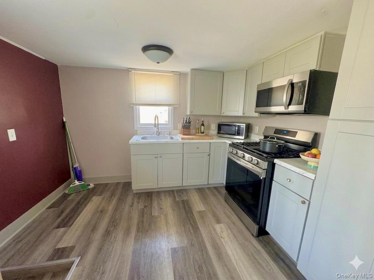 21 Center Street – For Sale photo 9