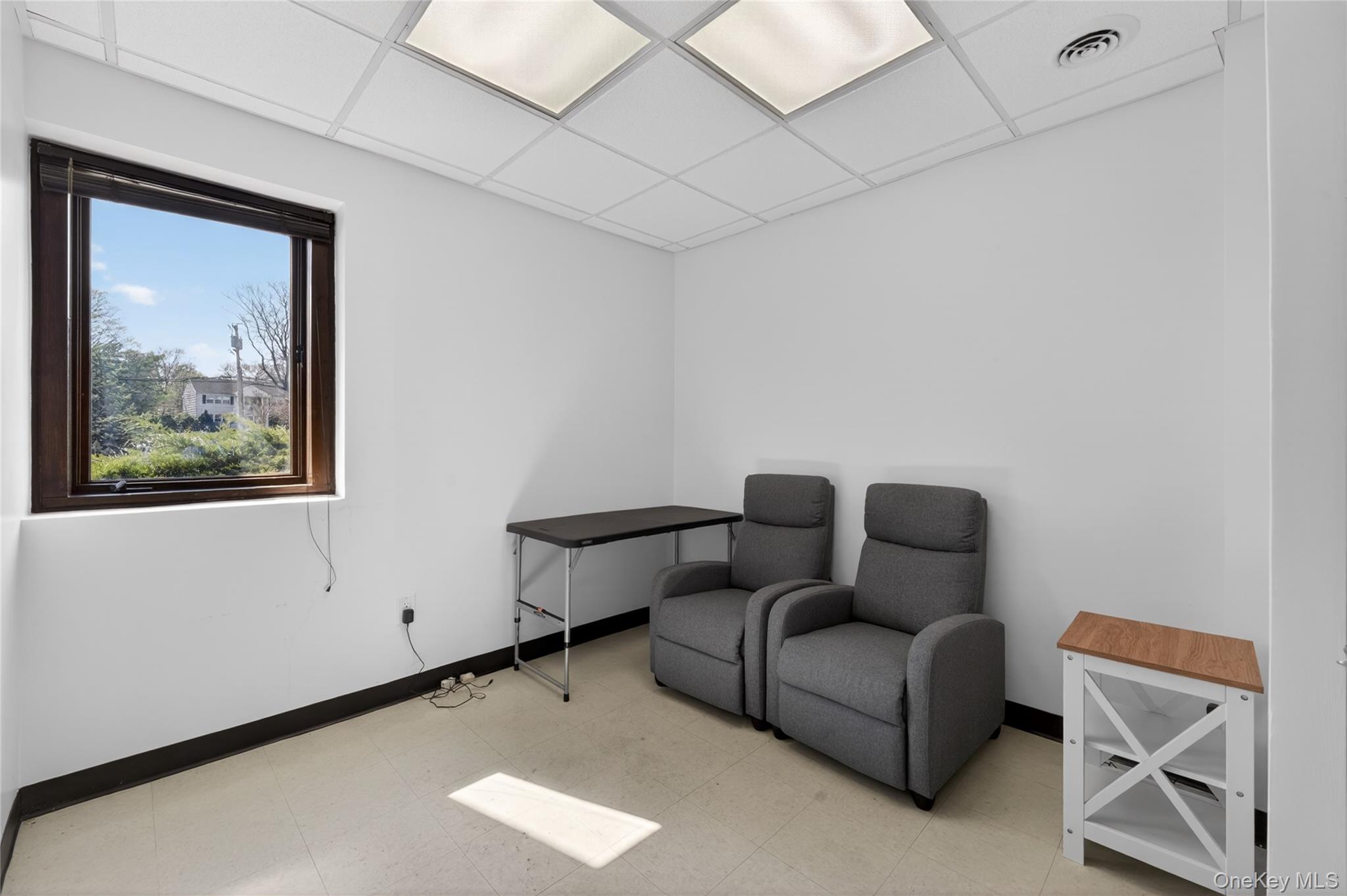 230 Hilton Avenue, Unit STE 105 photo 17