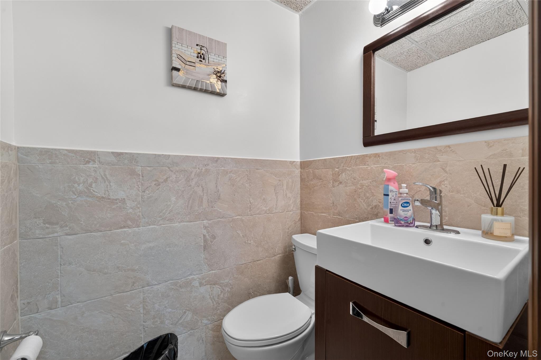 230 Hilton Avenue, Unit STE 105 photo 18