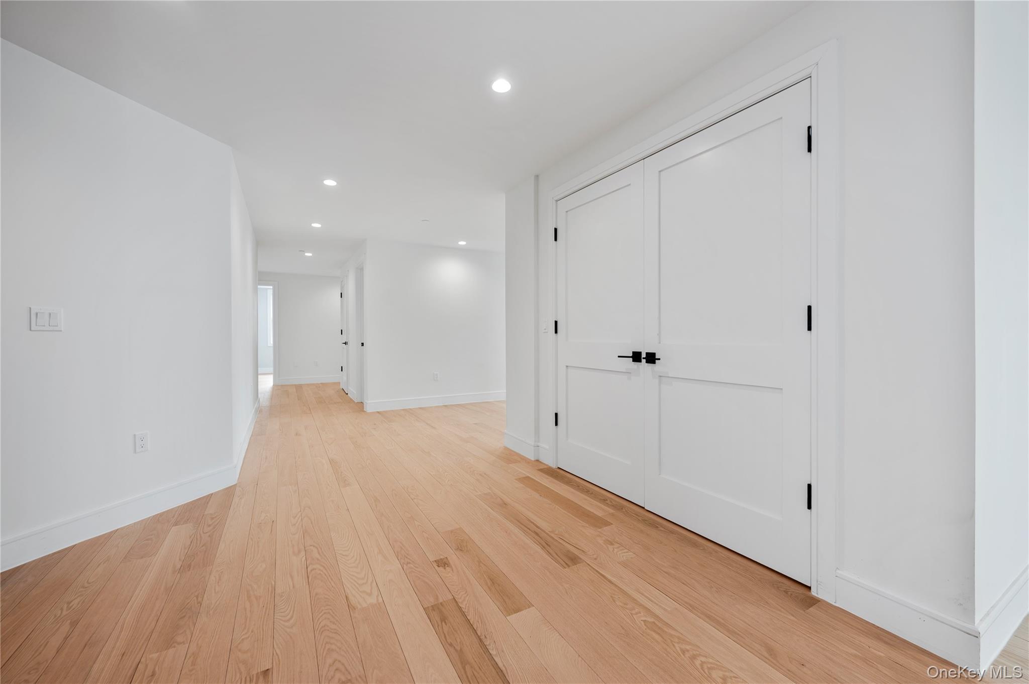 50 W Broadway, Unit 1001 photo 11