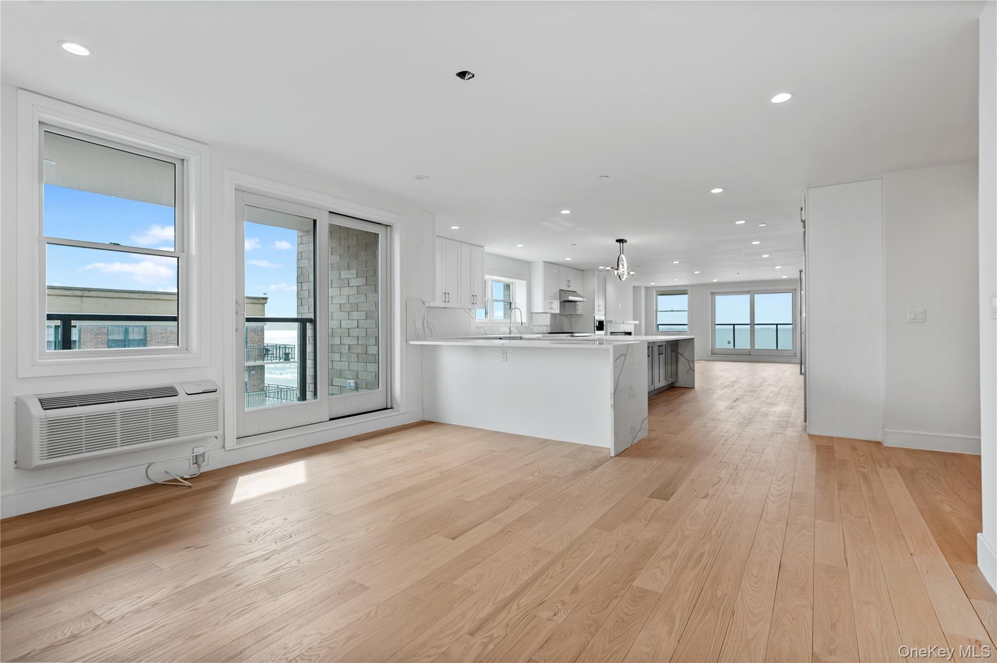 50 W Broadway, Unit 1001 photo 19