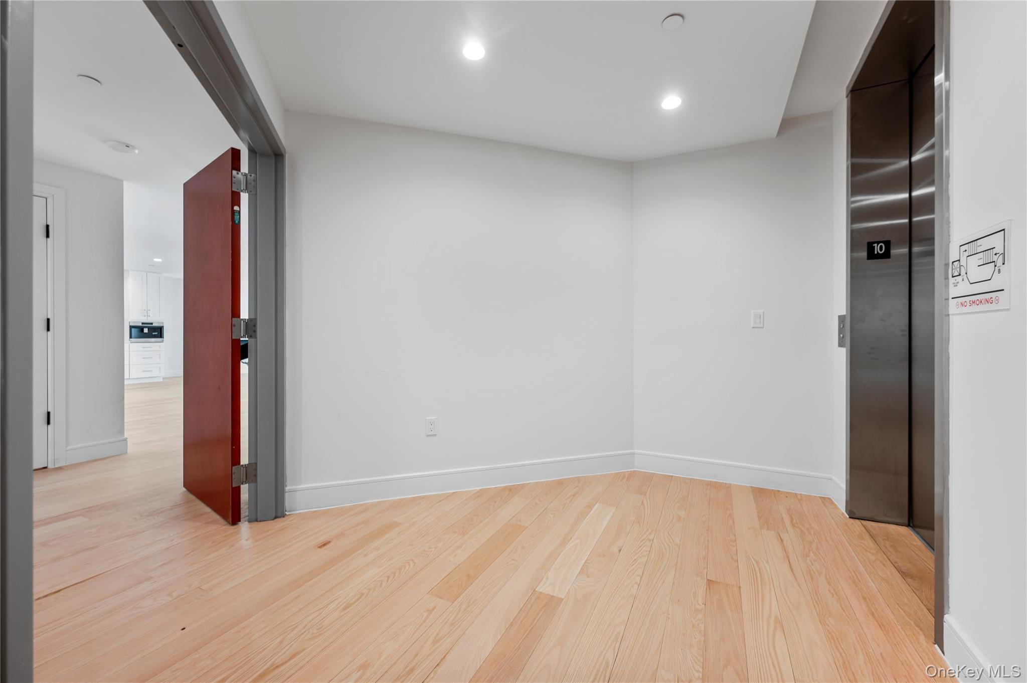 50 W Broadway, Unit 1001 photo 7