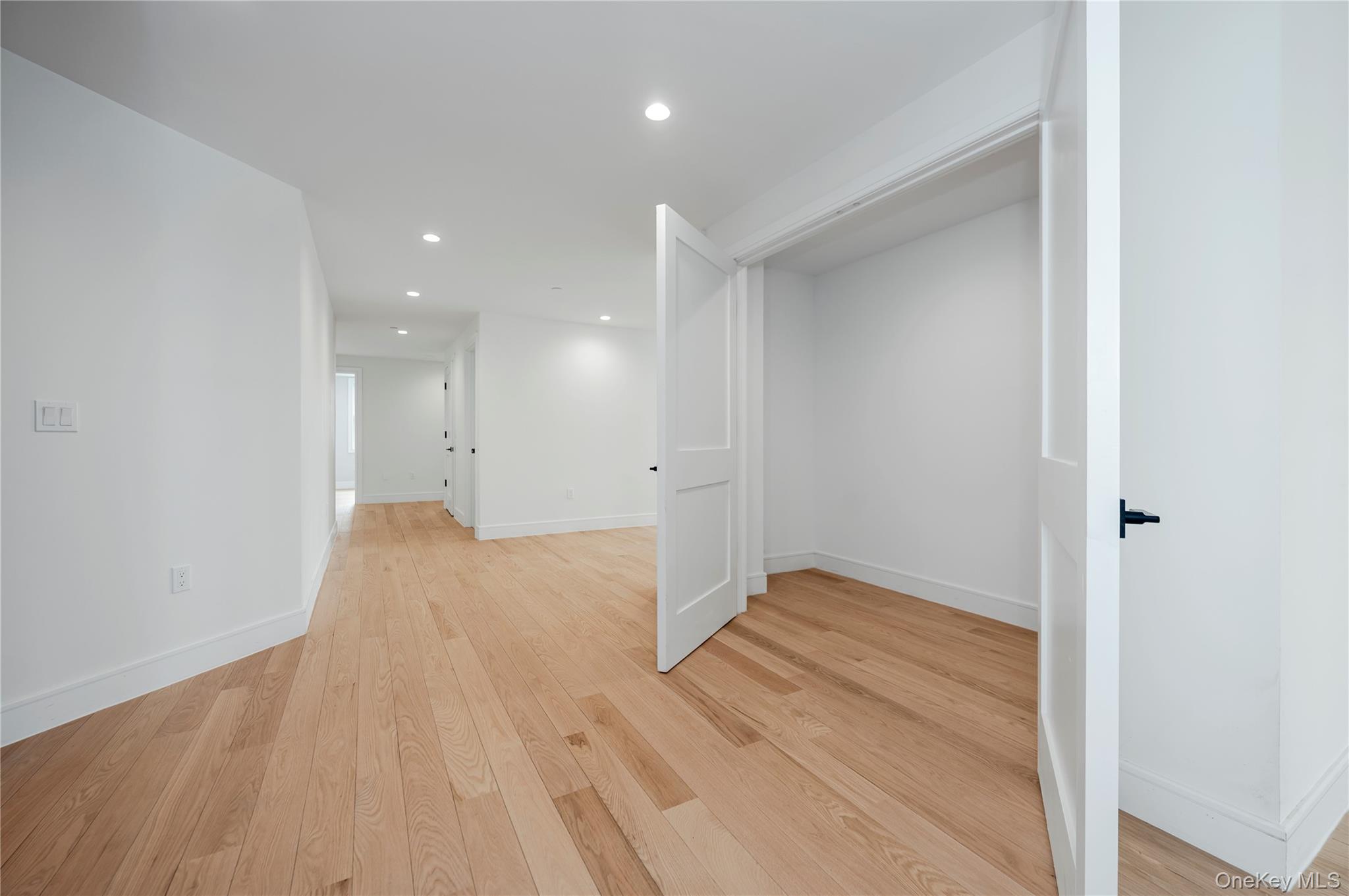 50 W Broadway, Unit 1001 photo 10
