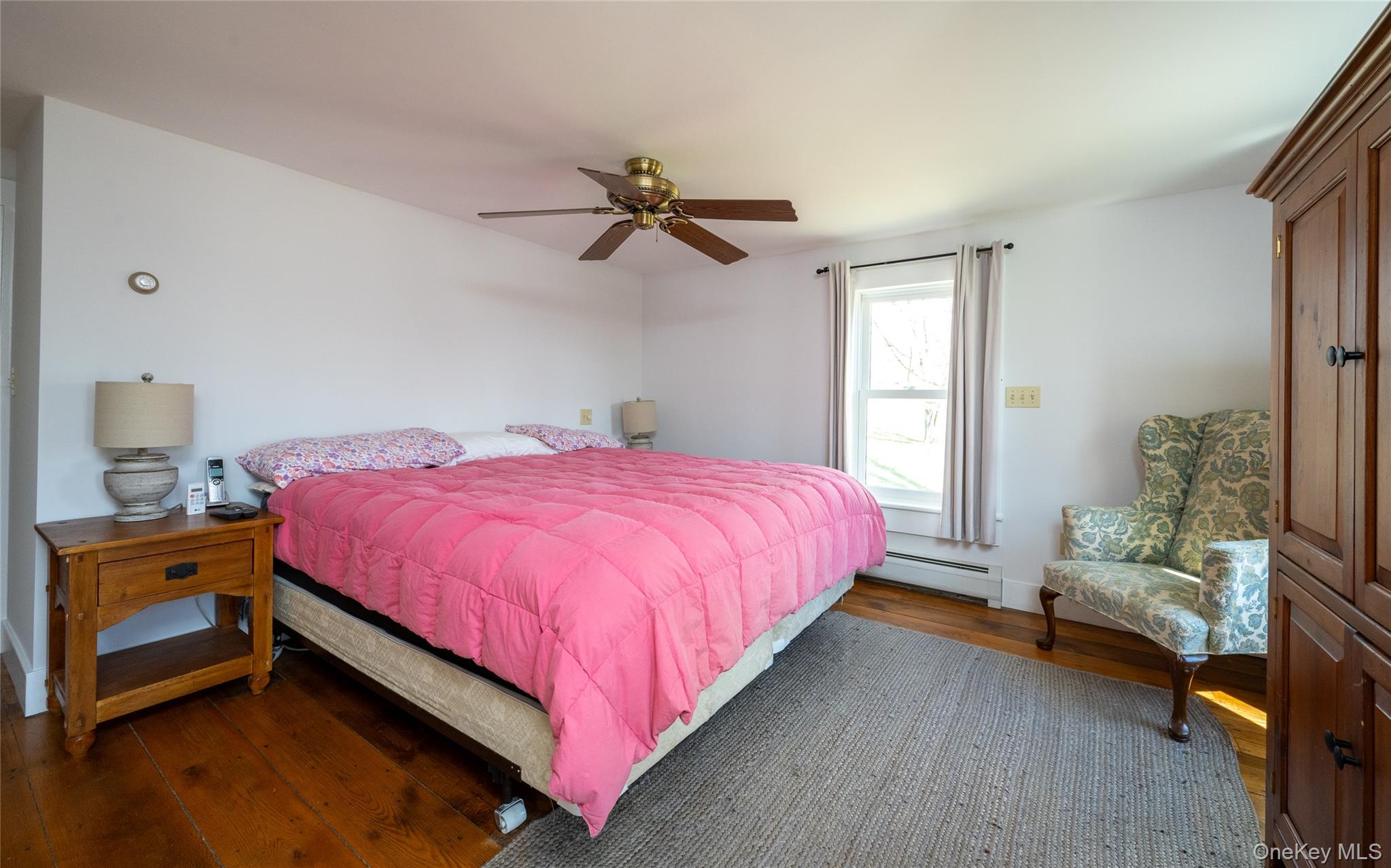 163 E Street – For Rent photo 7