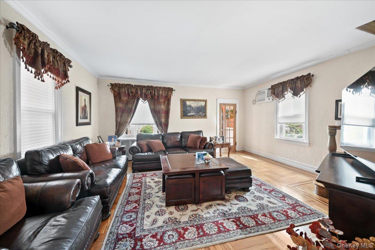 2445 Yates Avenue – For Sale photo 22
