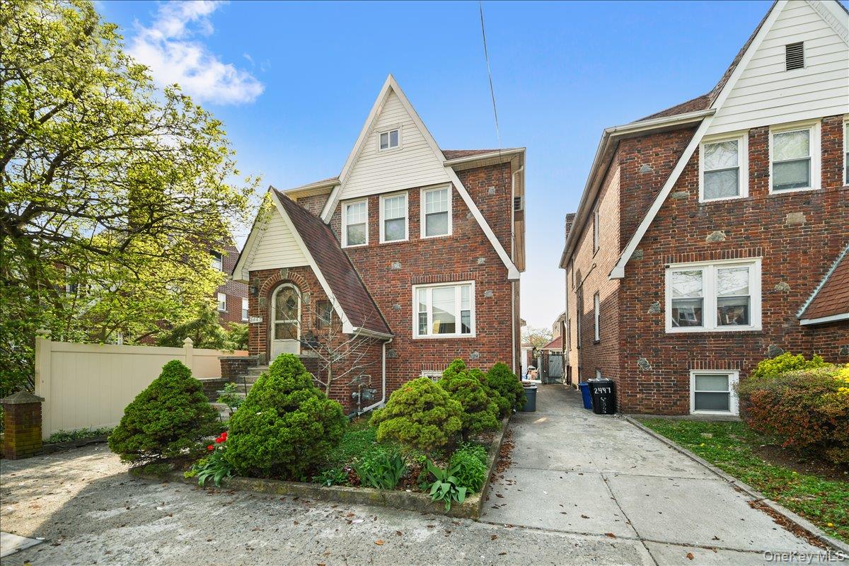 2445 Yates Avenue – For Sale photo 2