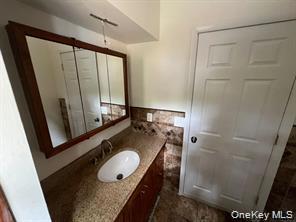 62 Deer Trail S – For Sale photo 6