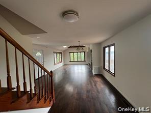 62 Deer Trail S – For Sale photo 4