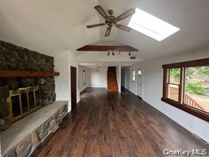 62 Deer Trail S – For Sale photo 3