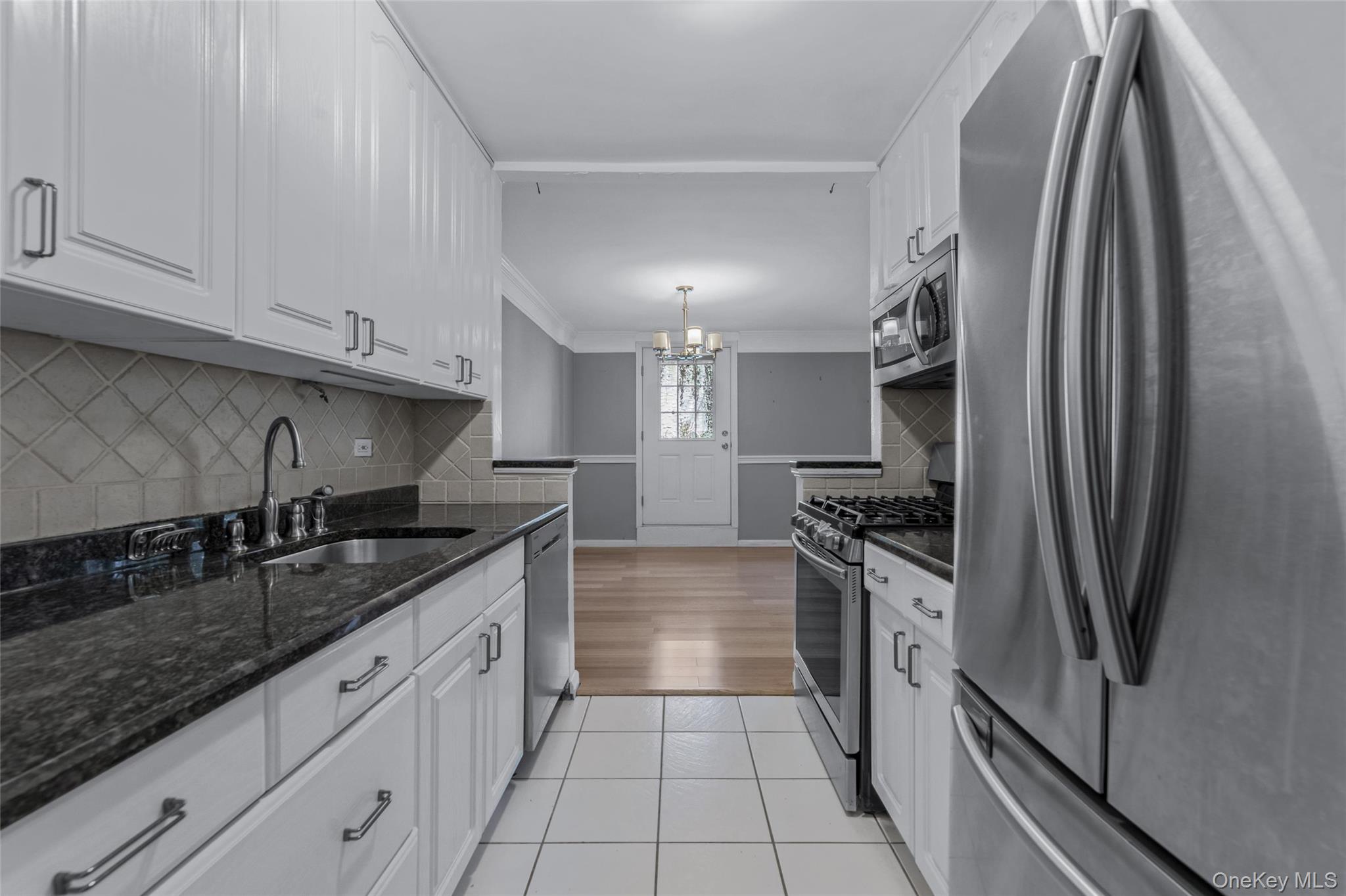 43-25 Douglaston Parkway, Unit 1H photo 17