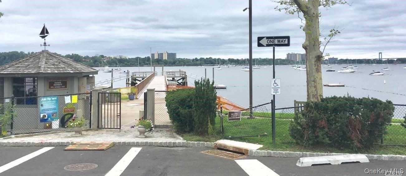 43-25 Douglaston Parkway, Unit 1H