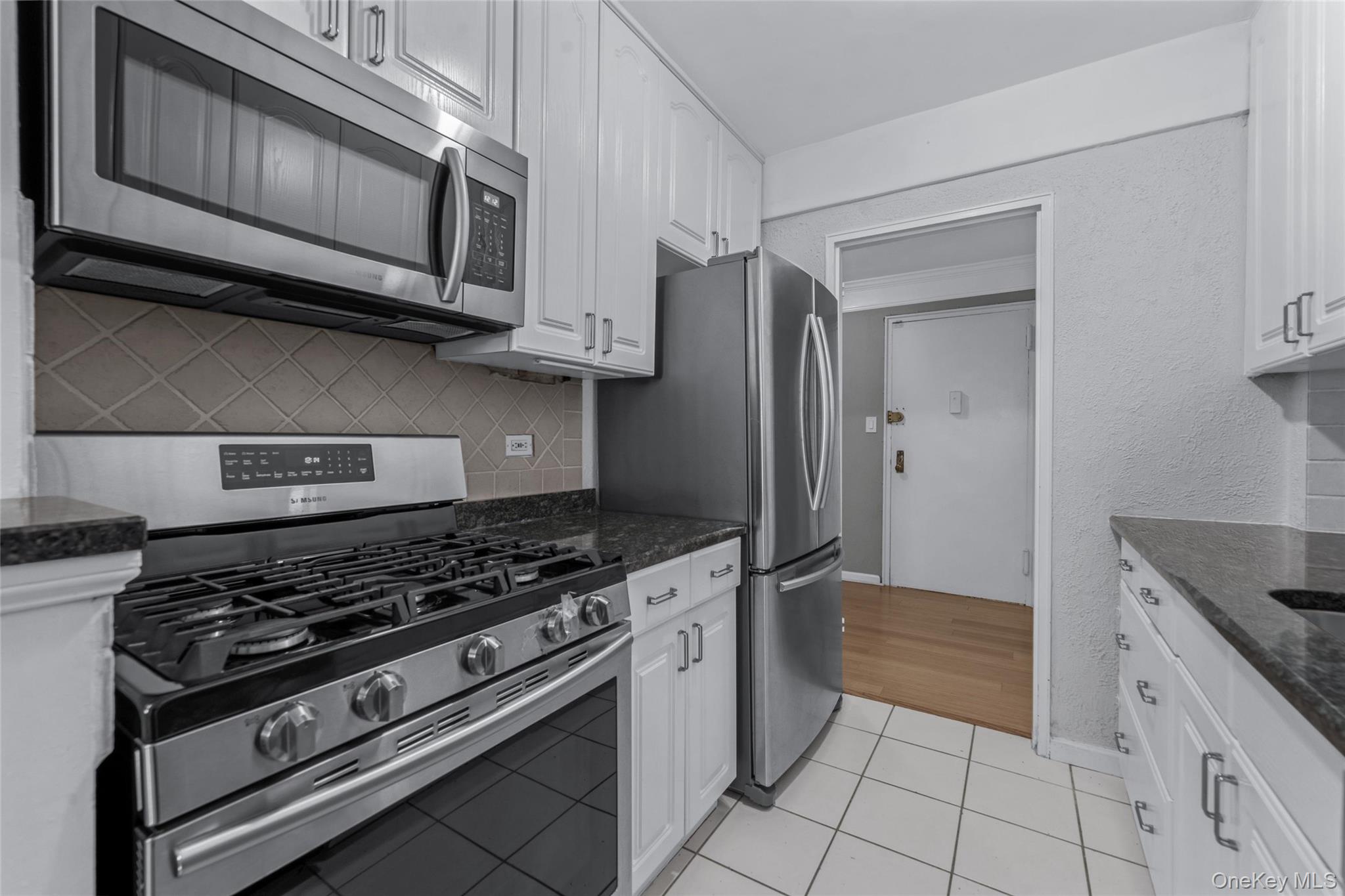 43-25 Douglaston Parkway, Unit 1H photo 18