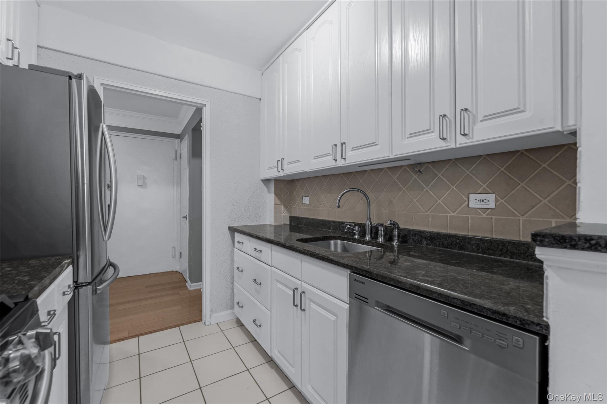 43-25 Douglaston Parkway, Unit 1H photo 19