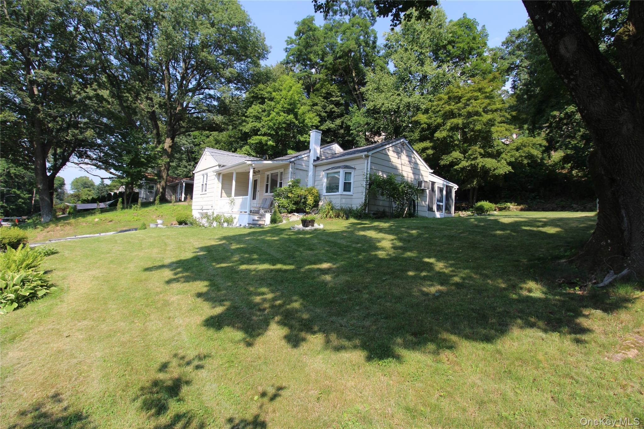 650 Warren Avenue – For Sale photo 14