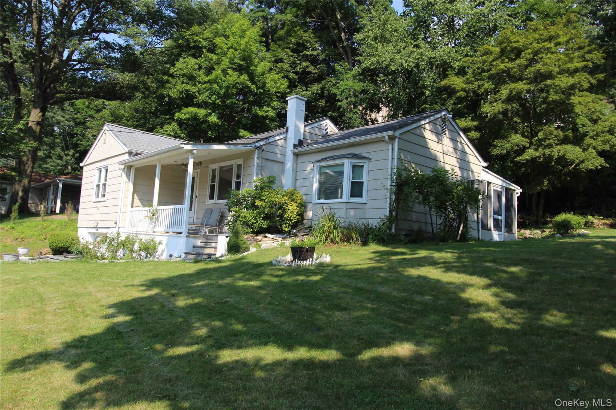 650 Warren Avenue – For Sale photo 15