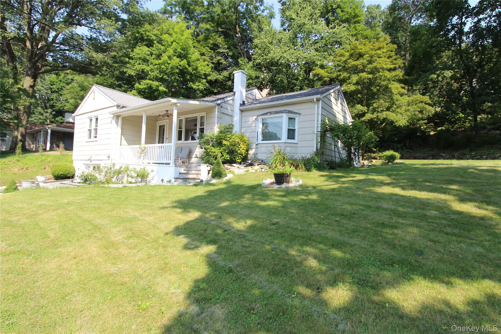650 Warren Avenue – For Sale photo 16