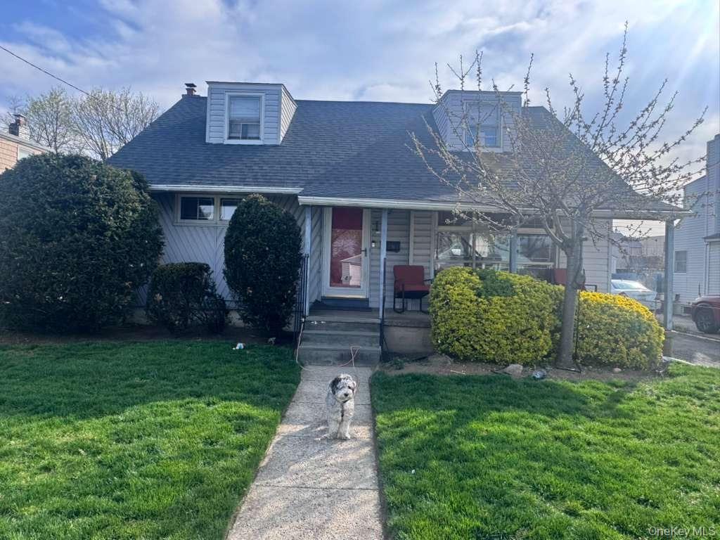 289 Caryl drive – For Sale