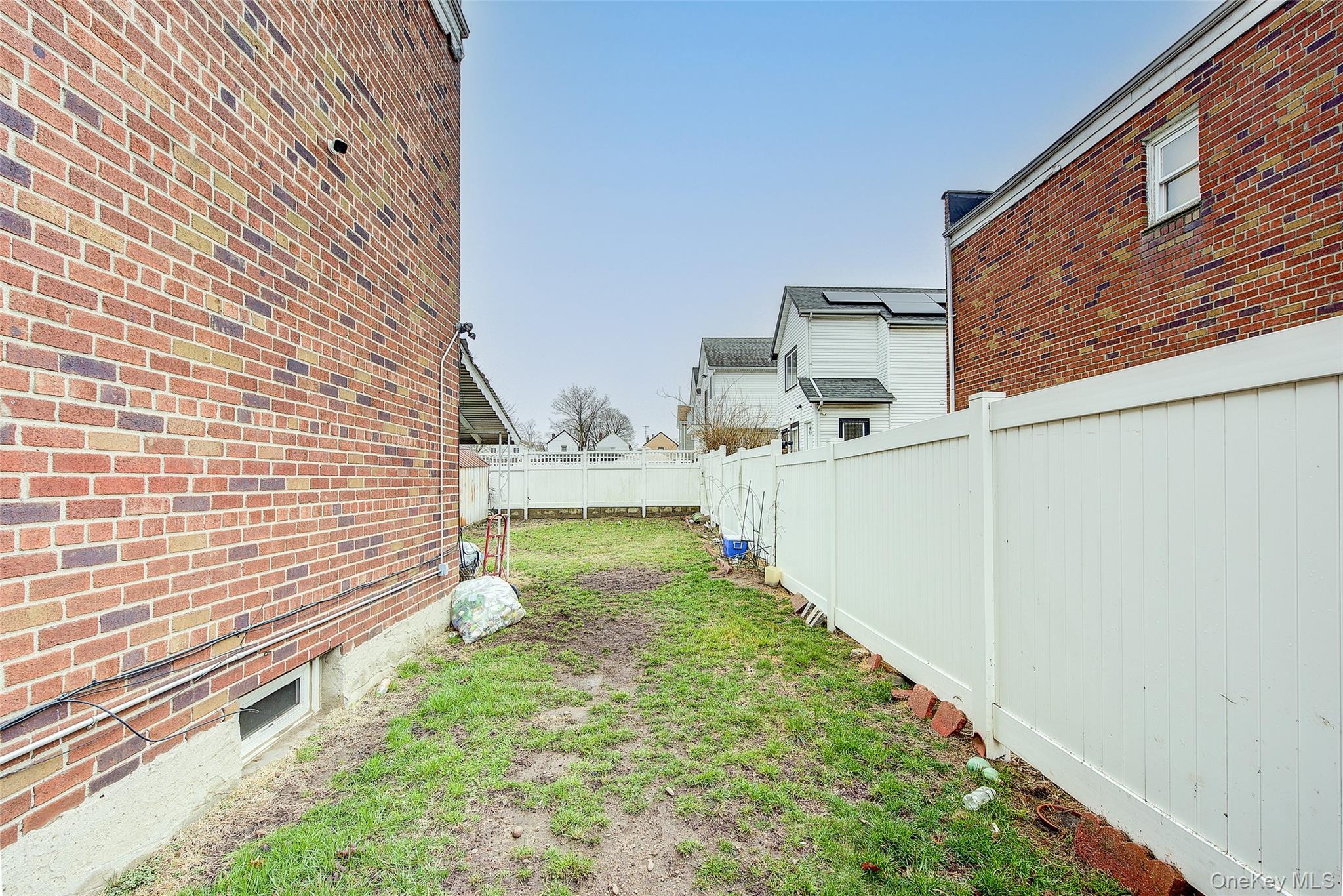 215-10 99th Avenue – For Sale photo 22