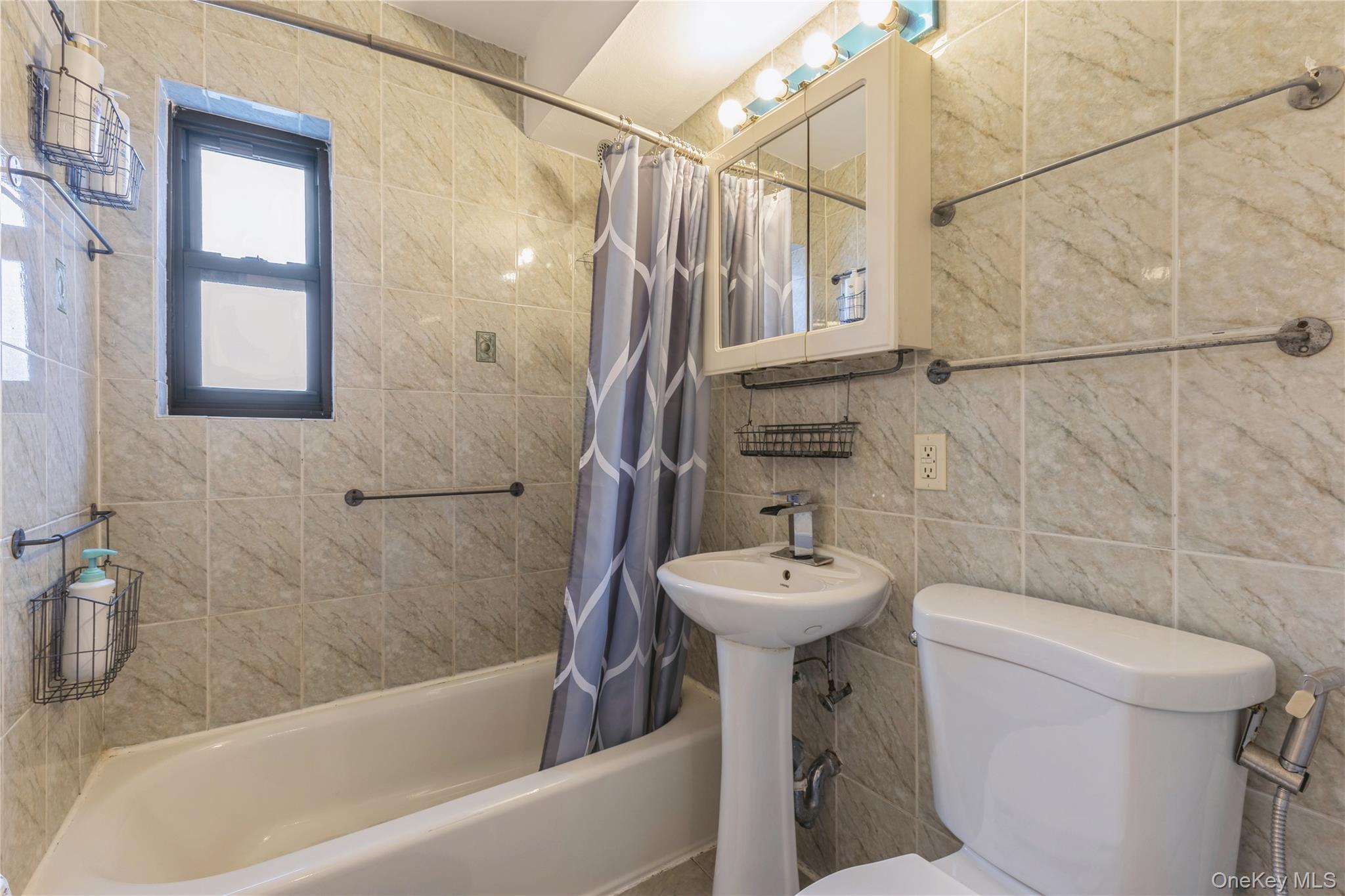 144-14 77 Road, Unit 3A photo 9