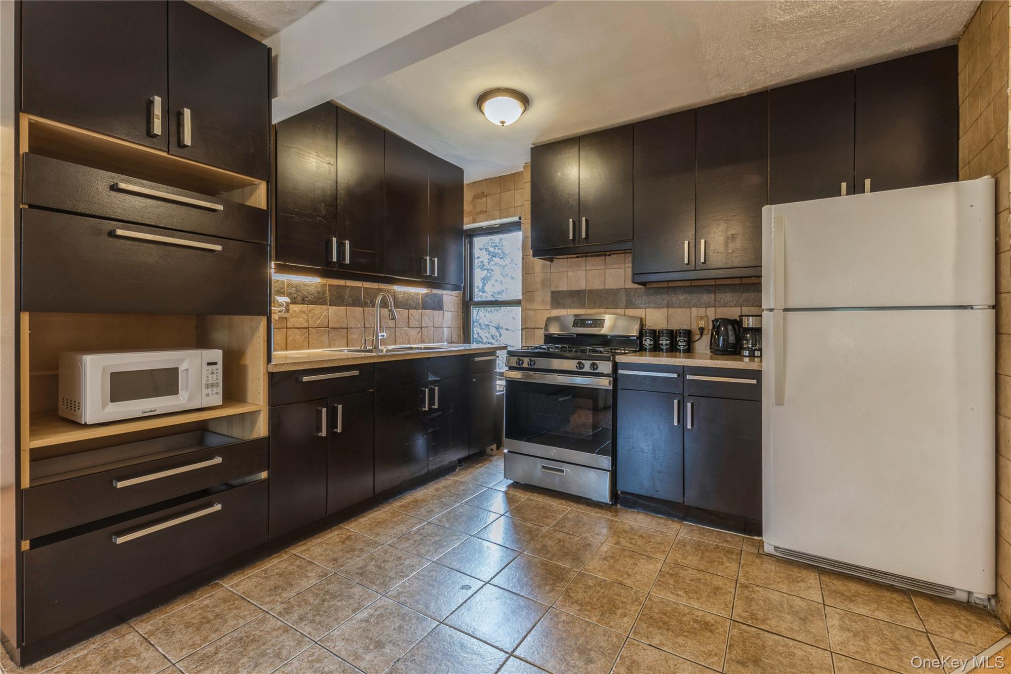 144-14 77 Road, Unit 3A photo 5