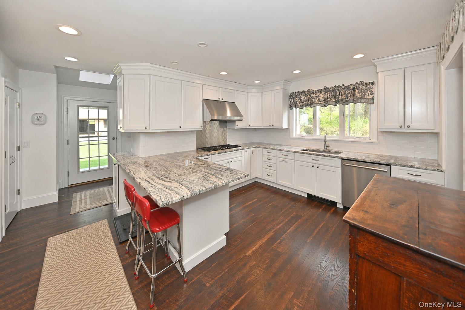 278 Cherry Lane – For Sale photo 6