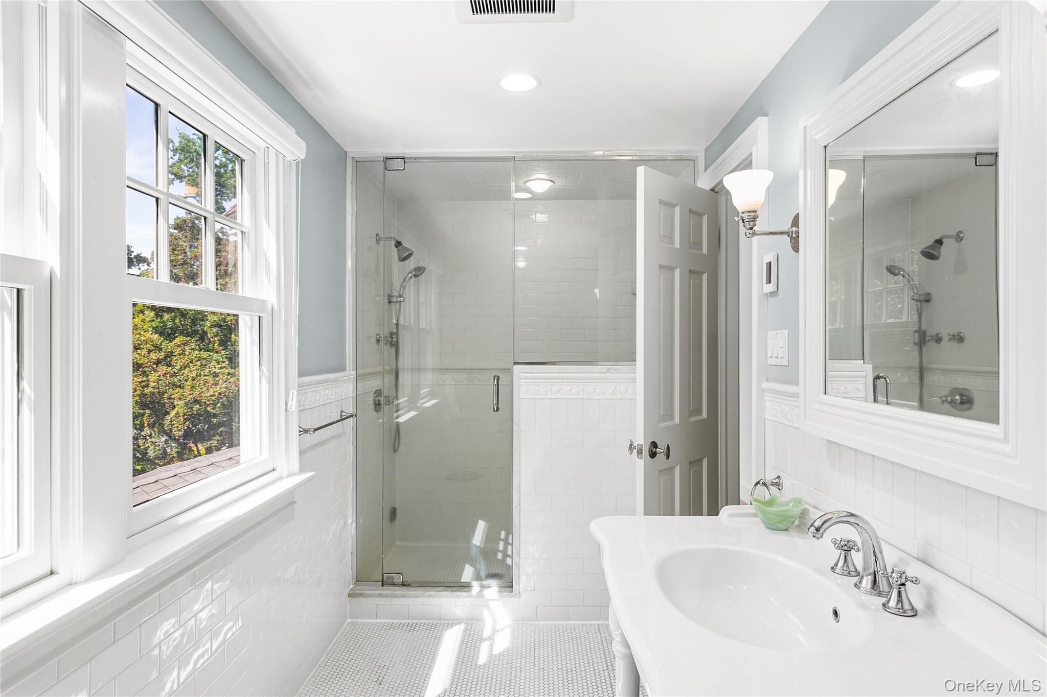 16 Middle Drive – For Sale photo 26
