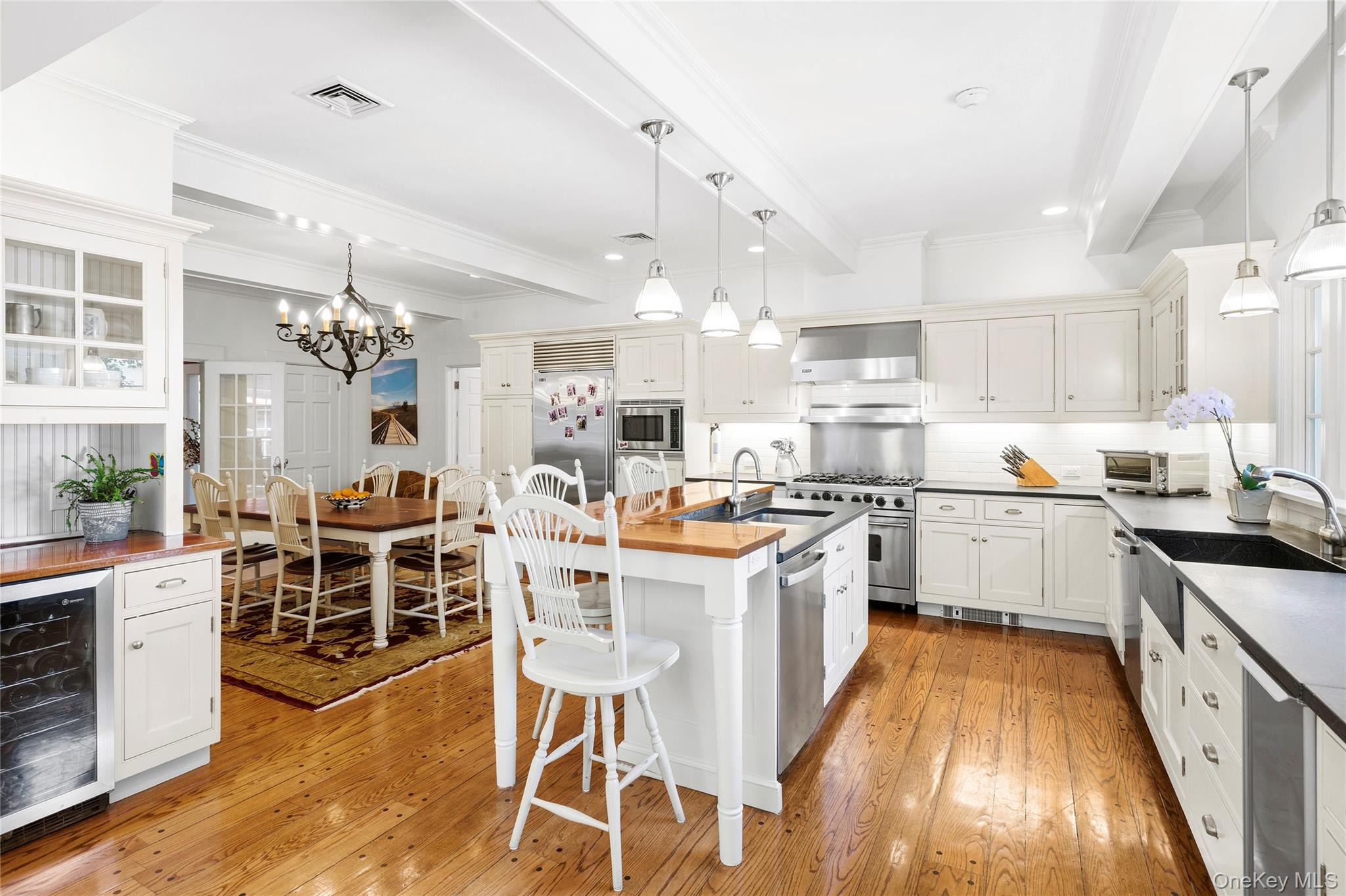 16 Middle Drive – For Sale photo 19