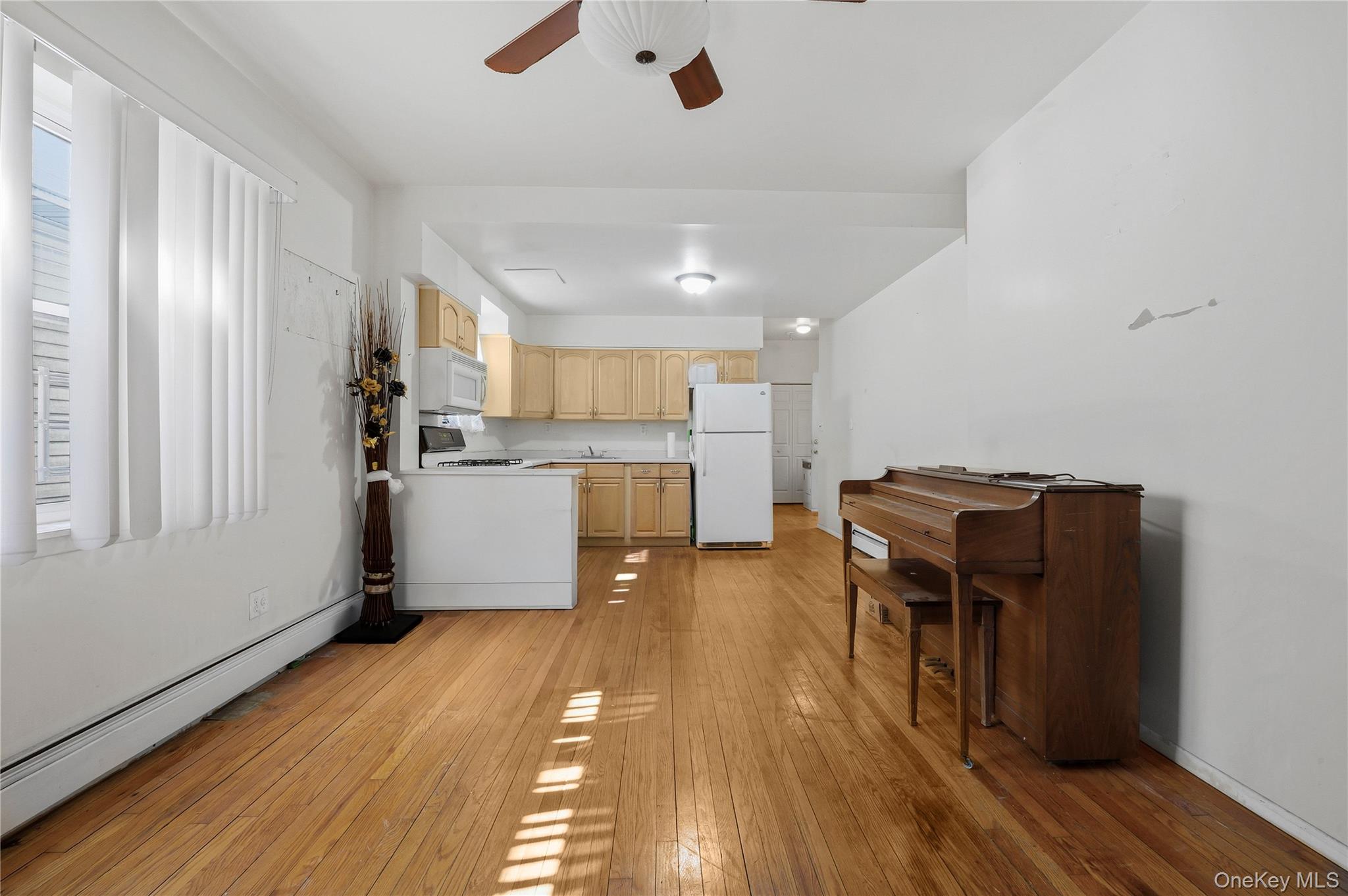 104-60 165th Street – For Sale photo 3