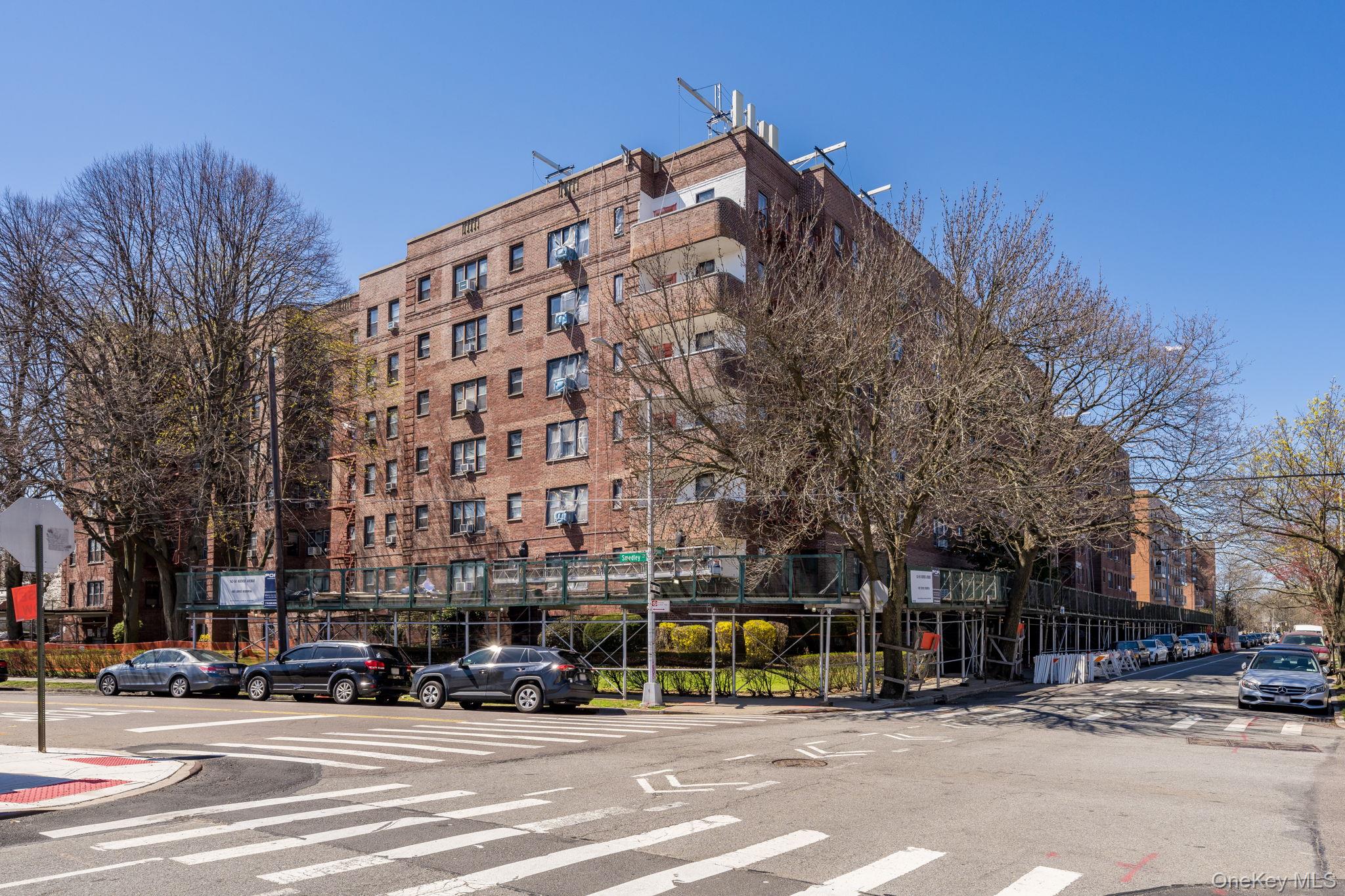 143-50 Hoover Avenue, Unit 306 photo 20